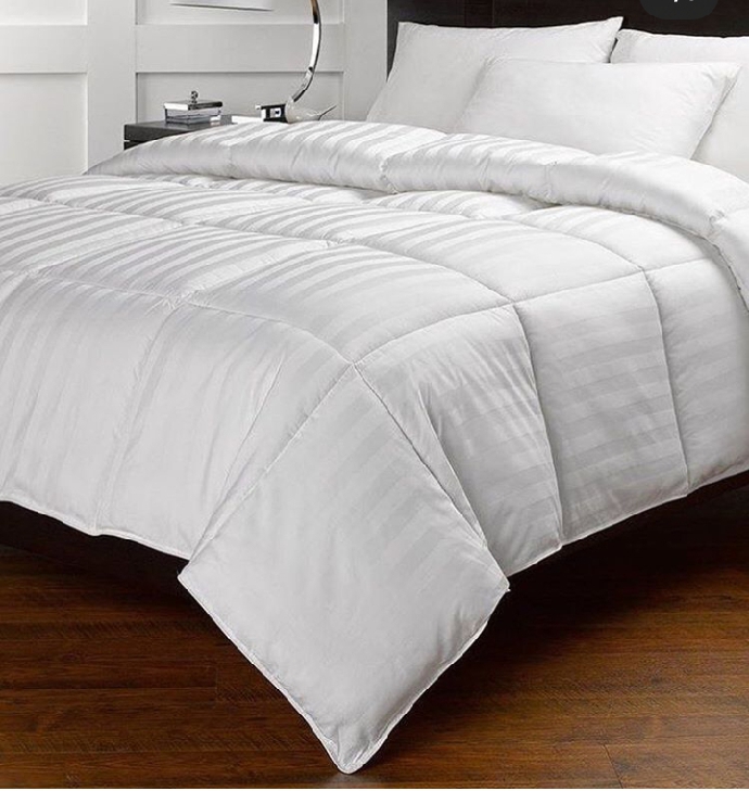 100%   Cotton Duvet  6x 6    (White).