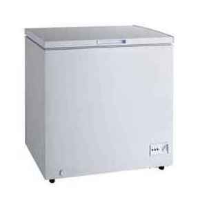 Chest Freezer, 280 Liters gross, White color, Convenient Wheels , Lock and Key, 30C TEMP - FRZ 315