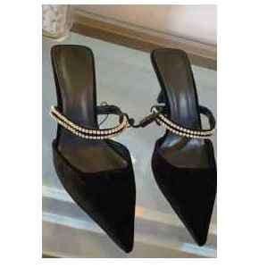 zara pointed heel shoe