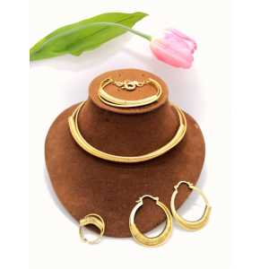 Viennoise gold designed necklace and earrings - 3257