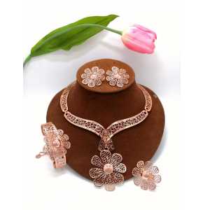 Viennoise designed necklace and earrings - 3281