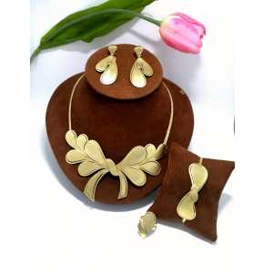 Viennoise gold designed necklace and earrings - 3282