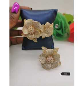 Zirconia bangle - 3500