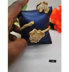 Zirconia bangle - 3584