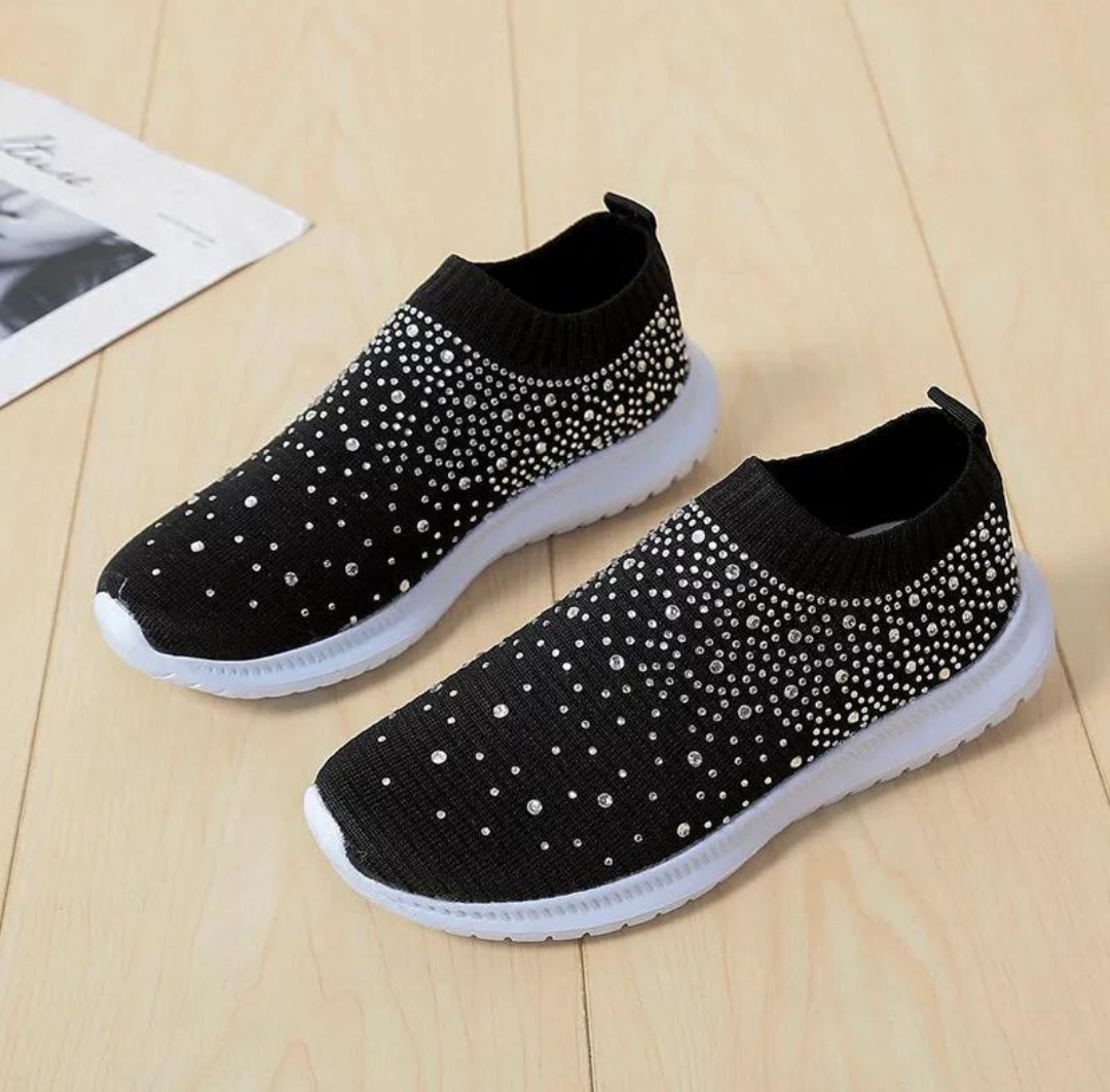 SLIP-ON FEMALE SNEAKERS